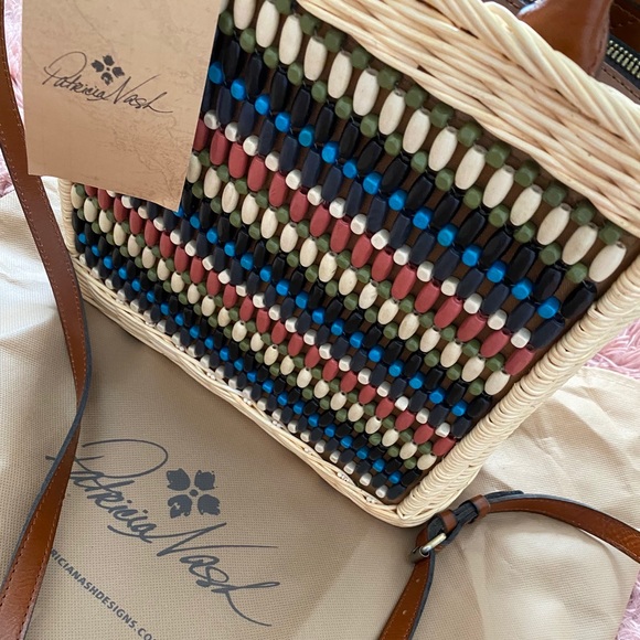 Authentic Patricia Nash handbag with dust bag. - Picture 2 of 10